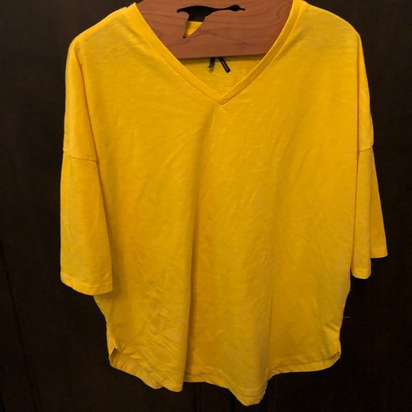 5/$50 Vibrant Yellow Noisy May V-Neck 3/4 Length Shirt. Size S. - Picture 1 of 5